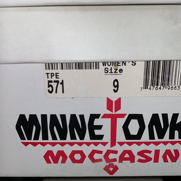 AUTH NIB Minnetonka El Paso Ankle Boots Taupe - Picture 10 of 13